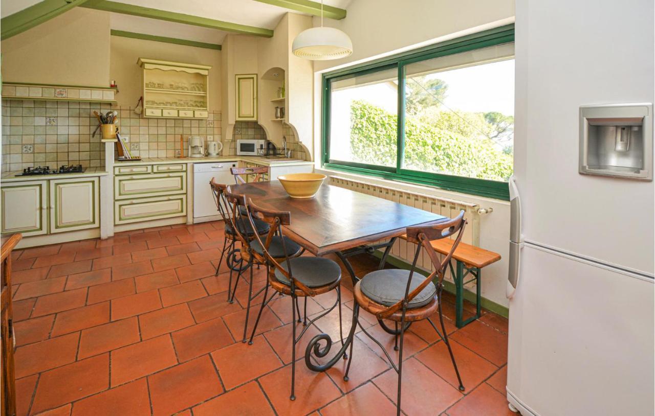 Cozy Home In Sete With Outdoor Swimming Pool 외부 사진