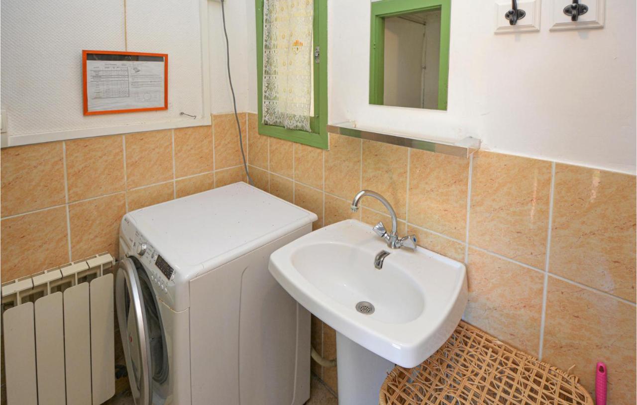 Cozy Home In Sete With Outdoor Swimming Pool 외부 사진